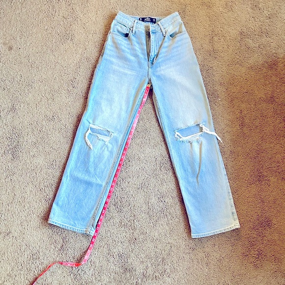 Hollister Ultra High Rise Dad Jean Light Wash Size 0 Short - Picture 4 of 6